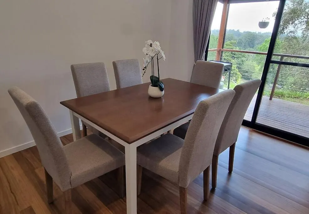 Serenity View Studio Retreat Woombye Hébergement de vacances